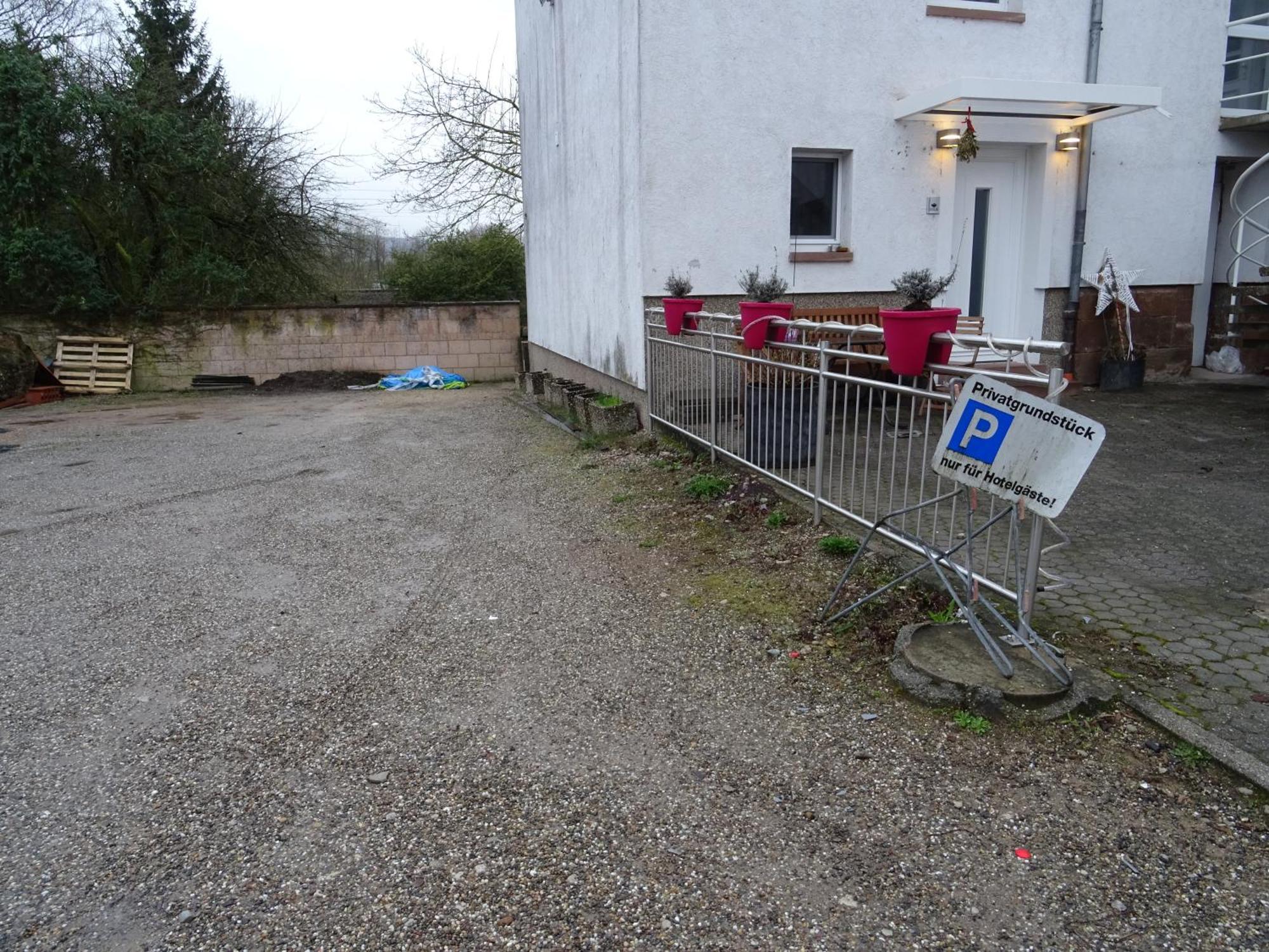 Aparthotel Zum Dom Kleinblittersdorf Zewnętrze zdjęcie